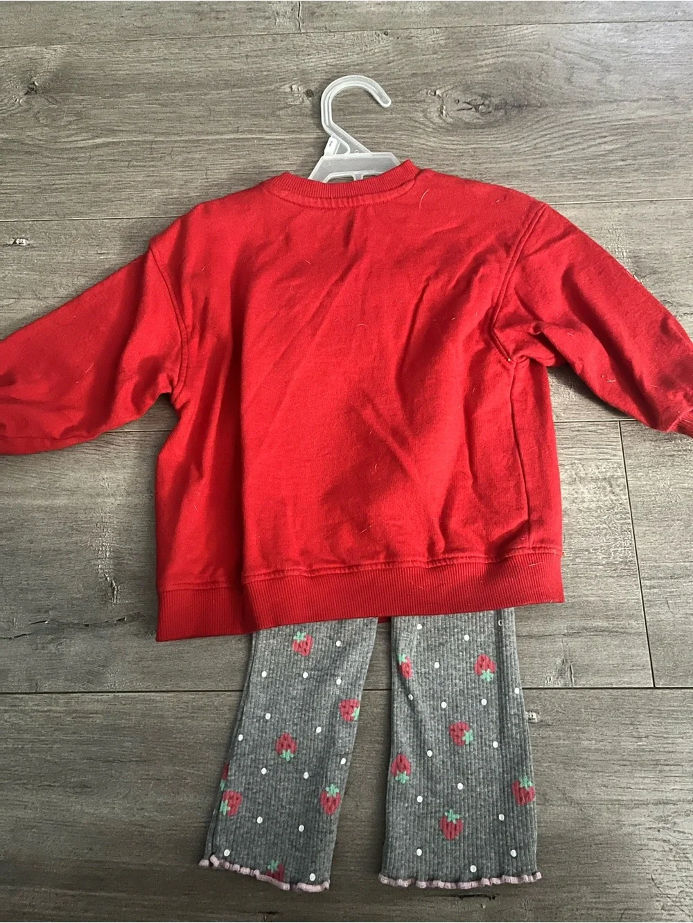 ToddlerRed Snowman & Strawberry Shortcake Graphic Sweatshirt Set- Size 18 months